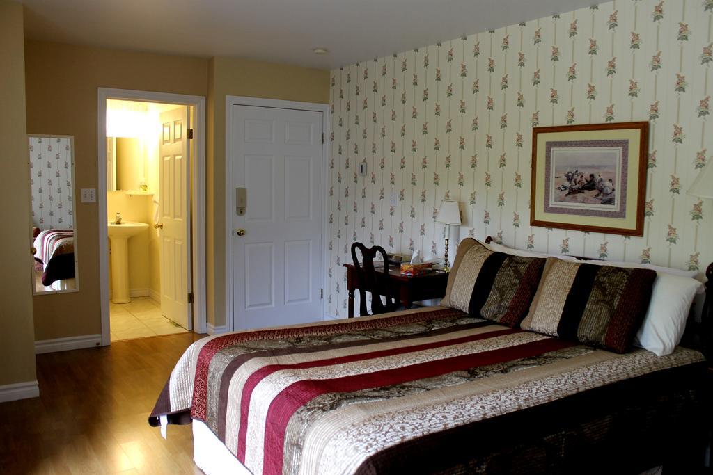 Mackenzie House B&B By Elevate Rooms Port Hawkesbury Room photo