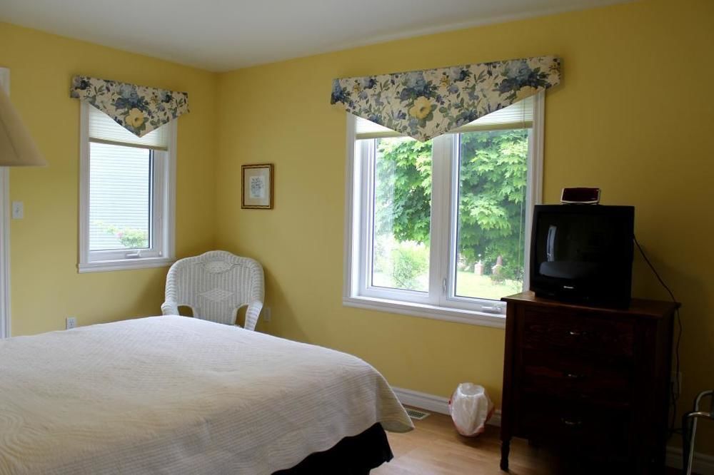 Mackenzie House B&B By Elevate Rooms Port Hawkesbury Exterior photo