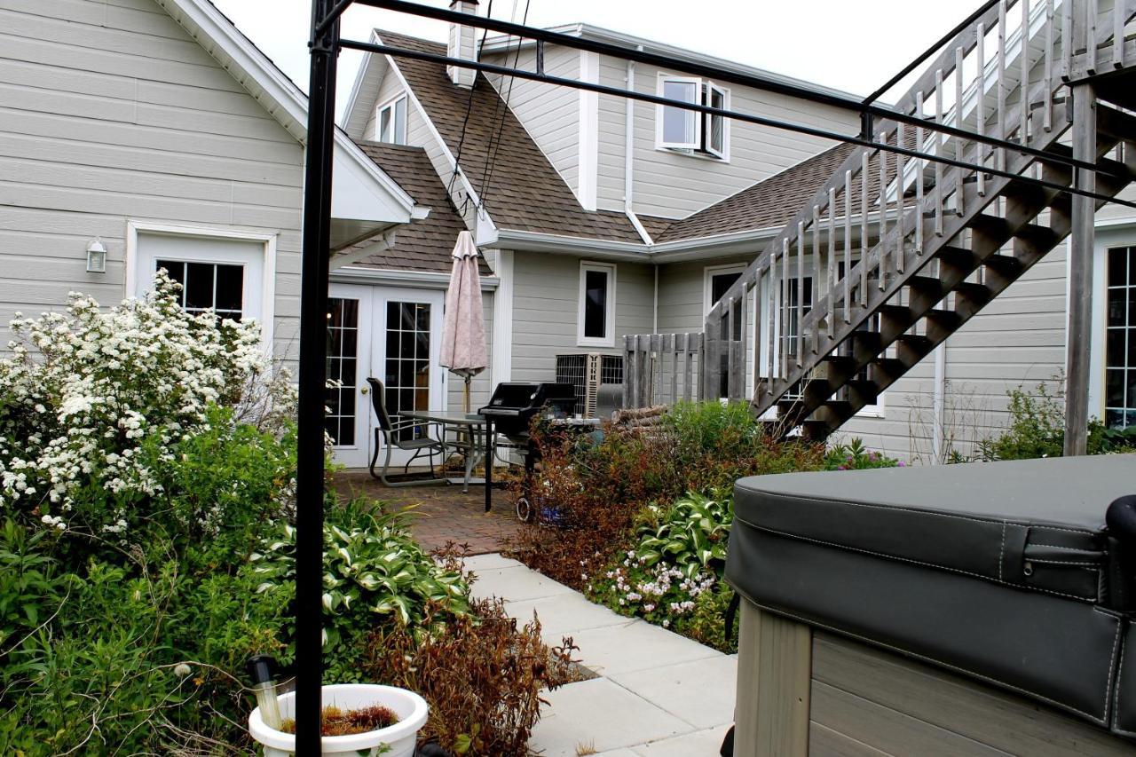 Mackenzie House B&B By Elevate Rooms Port Hawkesbury Exterior photo