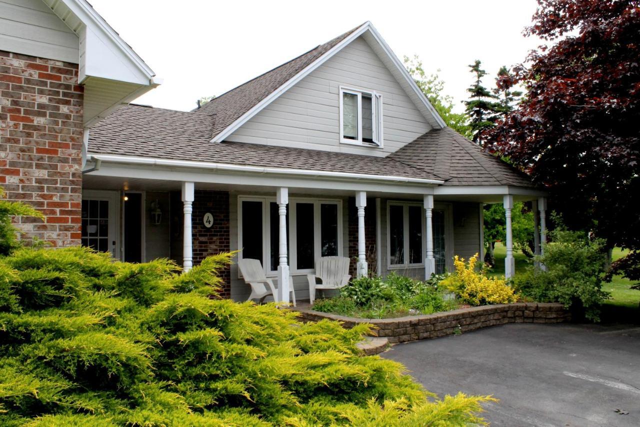 Mackenzie House B&B By Elevate Rooms Port Hawkesbury Exterior photo